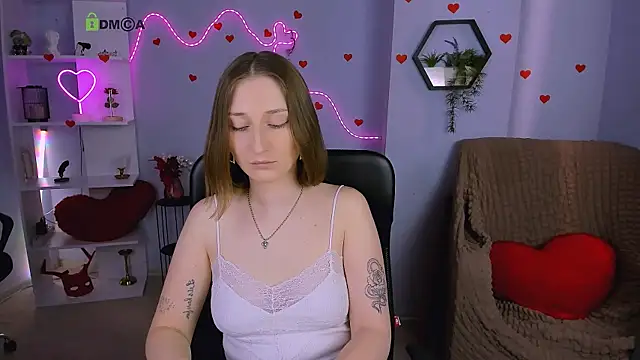 eva smiith  online show from 06.05.26