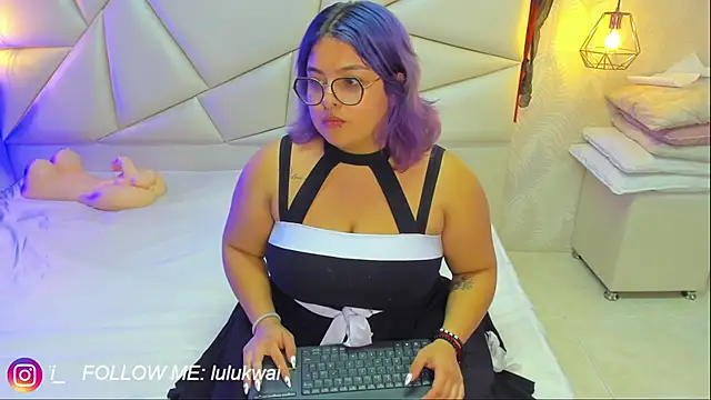 Snapshot of lulukawai16 chatting on 10.17.25 lulukawai16 online show from 10.17.25
