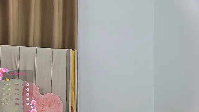 EmilyNovaa online show from 02.21.26