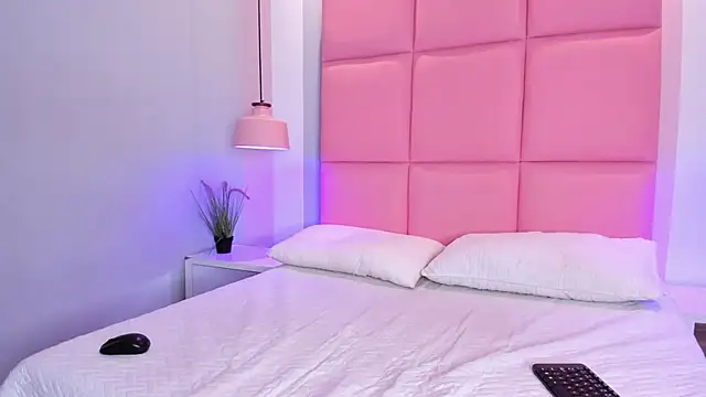 JulianaValencia online show from 03.06.26