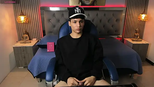 SamBlack  online show from 02.20.26