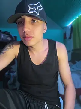 Snapshot of pabonsito chatting on 09.13.25 pabonsito online show from 09.13.25