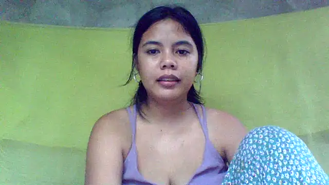 Snapshot of sweet_heaven00 chatting on 10.18.25 sweet heaven00 online show from 10.18.25