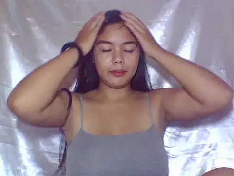 Snapshot of sweet_heaven00 chatting on 12.03.25 sweet heaven00 online show from 12.03.25