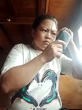 Snapshot of MaySweetb chatting on 09.26.25 MaySweetb online show from 09.26.25