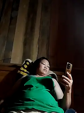 Snapshot of MaySweetb chatting on 10.01.25 MaySweetb online show from 10.01.25