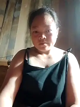 Snapshot of MaySweetb chatting on 10.01.25 MaySweetb online show from 10.01.25