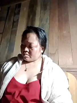 Snapshot of MaySweetb chatting on 11.02.25 MaySweetb online show from 11.02.25