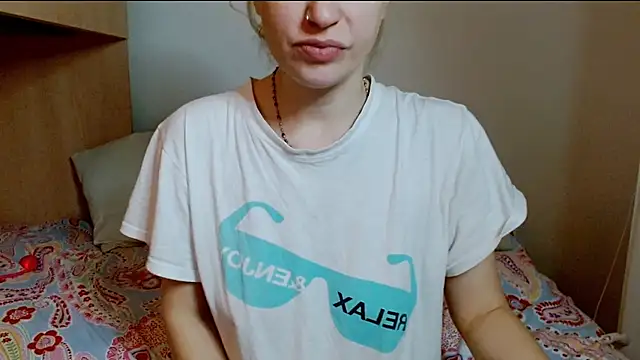 SatinQueen90 online show from 11.19.25