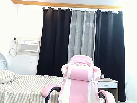 Snapshot of Wetmedaddyxxx chatting on 07.30.26 Wetmedaddyxxx online show from 07.30.26