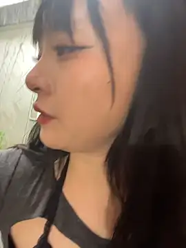 Snapshot of Yucheng__520 chatting on 05.13.26 Yucheng 520 online show from 05.13.26