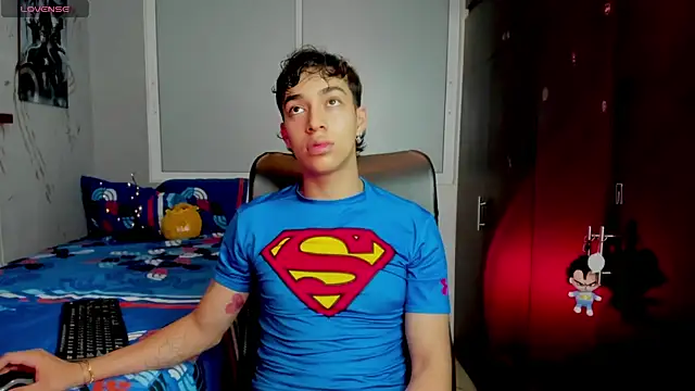 Snapshot of Noxx_starkK chatting on 02.14.26 Noxx starkK online show from 02.14.26