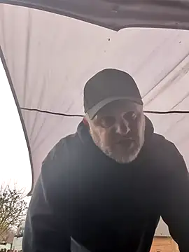 Snapshot of Wir2002Paar chatting on 02.22.26 Wir2002Paar online show from 02.22.26