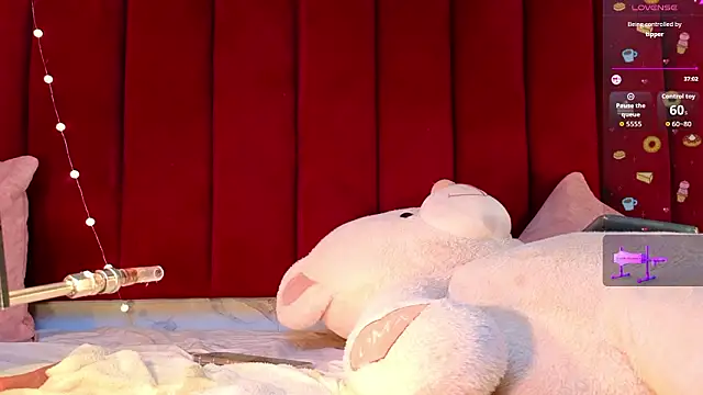 PrincePoppy online show from 02.03.26