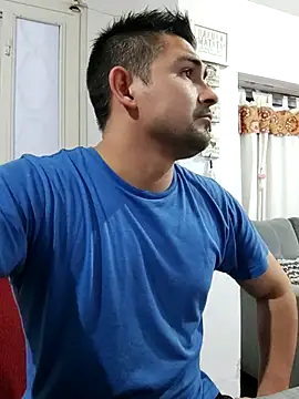 Snapshot of Bradd_32 chatting on 09.16.25 Bradd 32 online show from 09.16.25