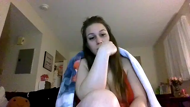 Snapshot of thedevinemama chatting on 02.15.26 thedevinemama online show from 02.15.26