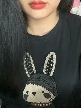 Linhtruong  online show from 11.05.25