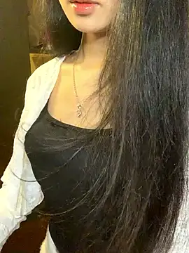 Nhinhi18 online show from 04.03.26