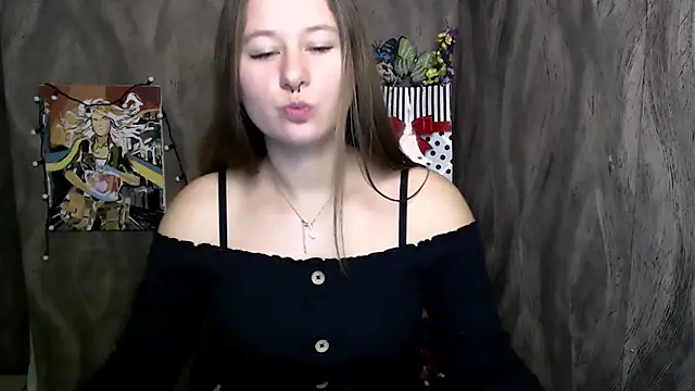 Snapshot of Linda_S_ chatting on 09.23.25 Linda S  online show from 09.23.25