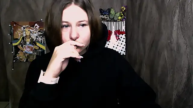 Snapshot of Linda_S_ chatting on 09.25.25 Linda S  online show from 09.25.25