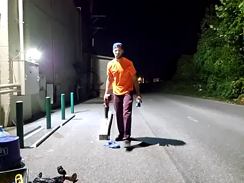 Snapshot of sloppytopkins chatting on 09.17.25 sloppytopkins online show from 09.17.25