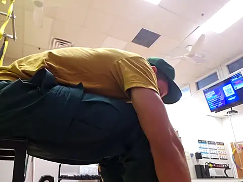 Snapshot of sloppytopkins chatting on 09.24.25 sloppytopkins online show from 09.24.25