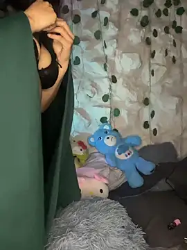 Maddy w online show from 02.20.26