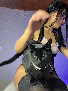 Maddy w online show from 03.21.26