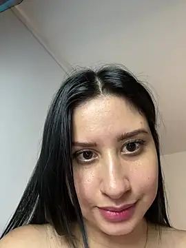 lucy grey25 online show from 03.17.26