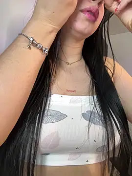 lucy grey25 online show from 03.28.26