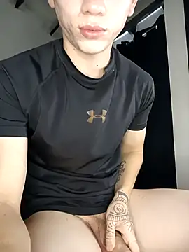 Snapshot of Logan_sixxer chatting on 03.22.26 Logan sixxer online show from 03.22.26