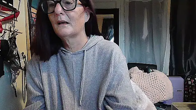 Mistress-Ivy51 online show from 10.29.25