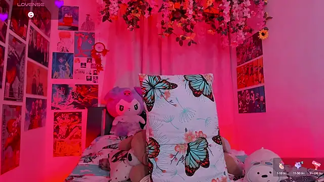 FluffyMelons online show from 10.31.25