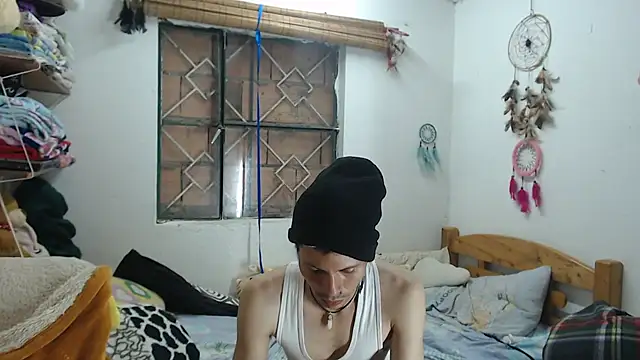 Snapshot of kaidust chatting on 02.09.26 kaidust online show from 02.09.26