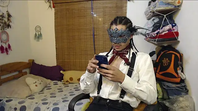 Snapshot of kaidust chatting on 03.13.26 kaidust online show from 03.13.26