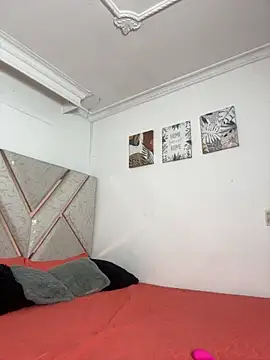 Snapshot of lilith_cut3 chatting on 10.07.25 lilith cut3 online show from 10.07.25