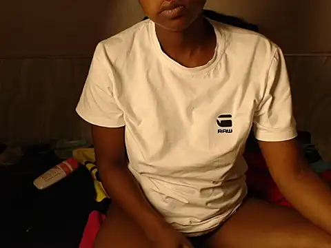 Berryangel03 online show from 04.15.26