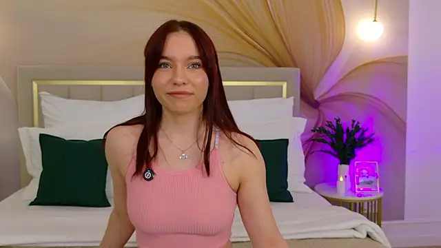 NoraHaynes online show from 03.04.26