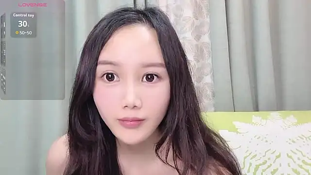 Snapshot of Aiyi909- chatting on 02.04.26 Aiyi909- online show from 02.04.26