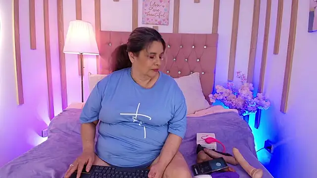 bonny wild online show from 03.19.26