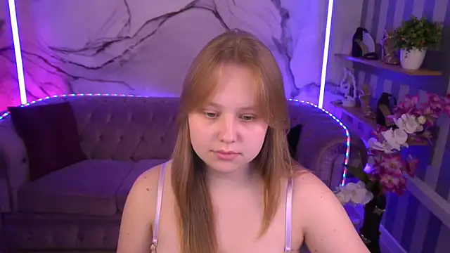 CrystallPaws online show from 09.10.25