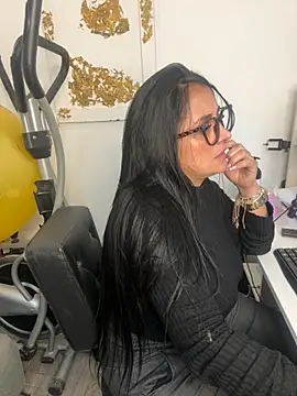 hotadhara01 online show from 10.30.25