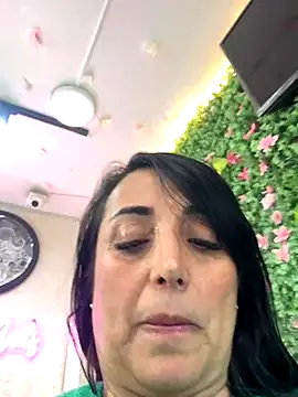 hotadhara01 online show from 11.21.25