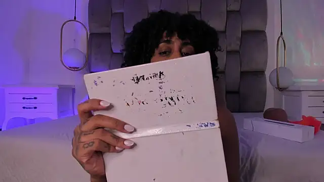 OnlyGia online show from 04.29.26