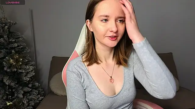 AlexsisFaee online show from 12.21.25