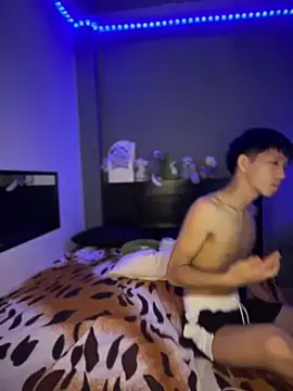 Kailertwink online show from 02.11.26