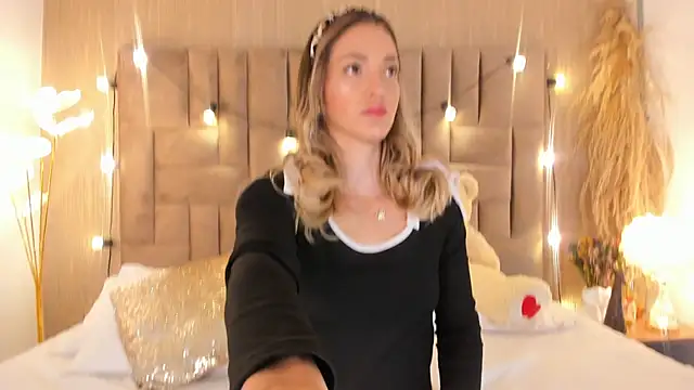 ClaradelMar online show from 03.23.26