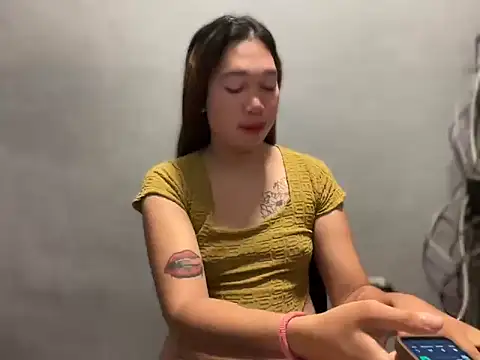 Snapshot of ur_sexymaurice chatting on 02.25.26 ur sexymaurice online show from 02.25.26