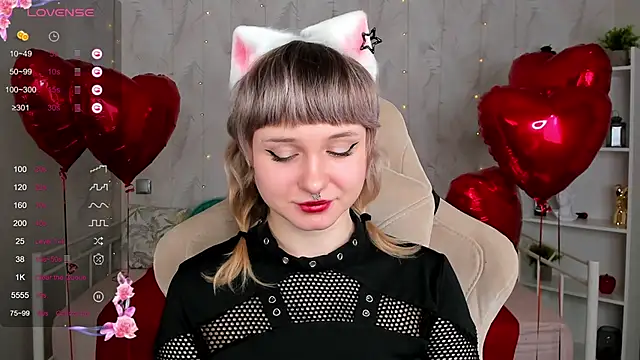 Tori Cutie online show from 02.13.26