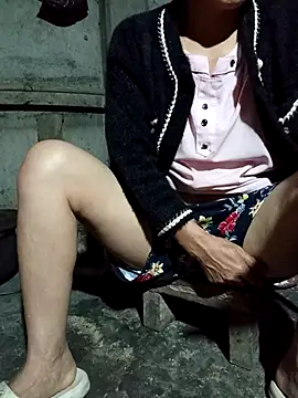 Snapshot of TinTin321 chatting on 02.16.26 TinTin321 online show from 02.16.26